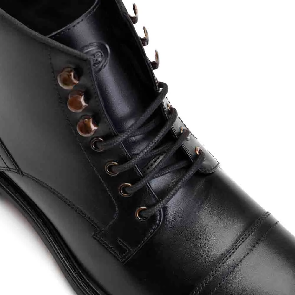 Duke Waxy Toe Cap Boots