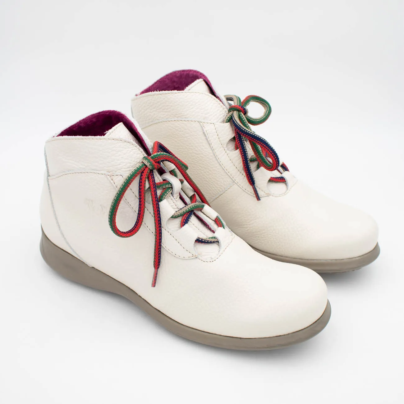 Jose Saenz Rural Ice Lace-Up Ankle Boots with Natural Sole