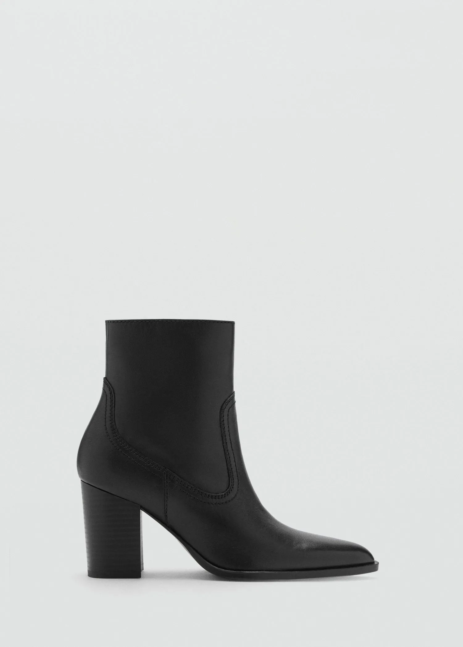 Leather pointed ankle boots - Black