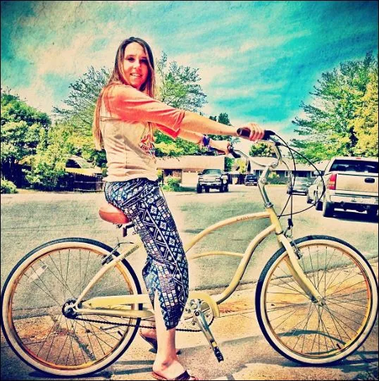 sixthreezero Breathe Women's 26" 7 Speed Beach Cruiser Bicycle